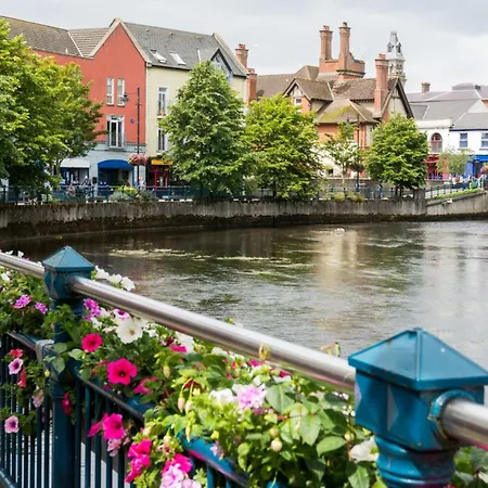 Entire In Town * Sligo